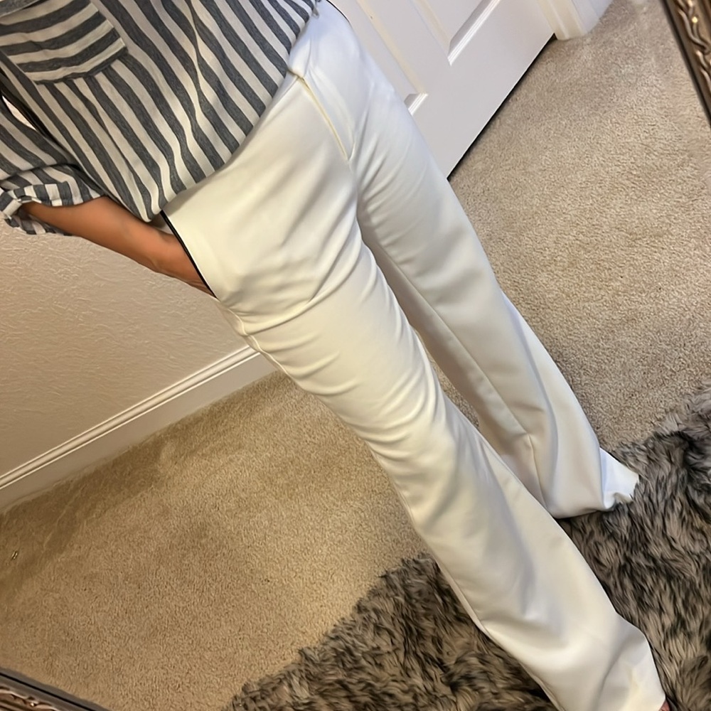 🌸Jones New York Collection🌸 Off White Stretch Flare Leg pants size 4